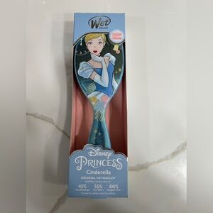 Disney Princess Cinderella Wet Brush